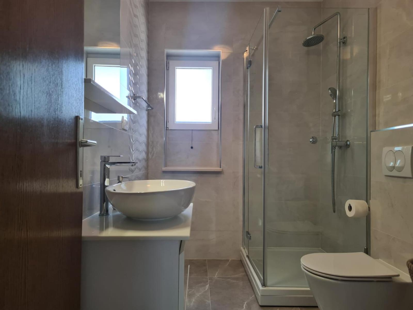 Apartments Jelena Supetar - Four Apartments - A Small House With A Private Yard - Two-Room Apartment With A Sea View - Studio Apartment - Two-Room Apartment With Garden View- Free Parking Exterior photo